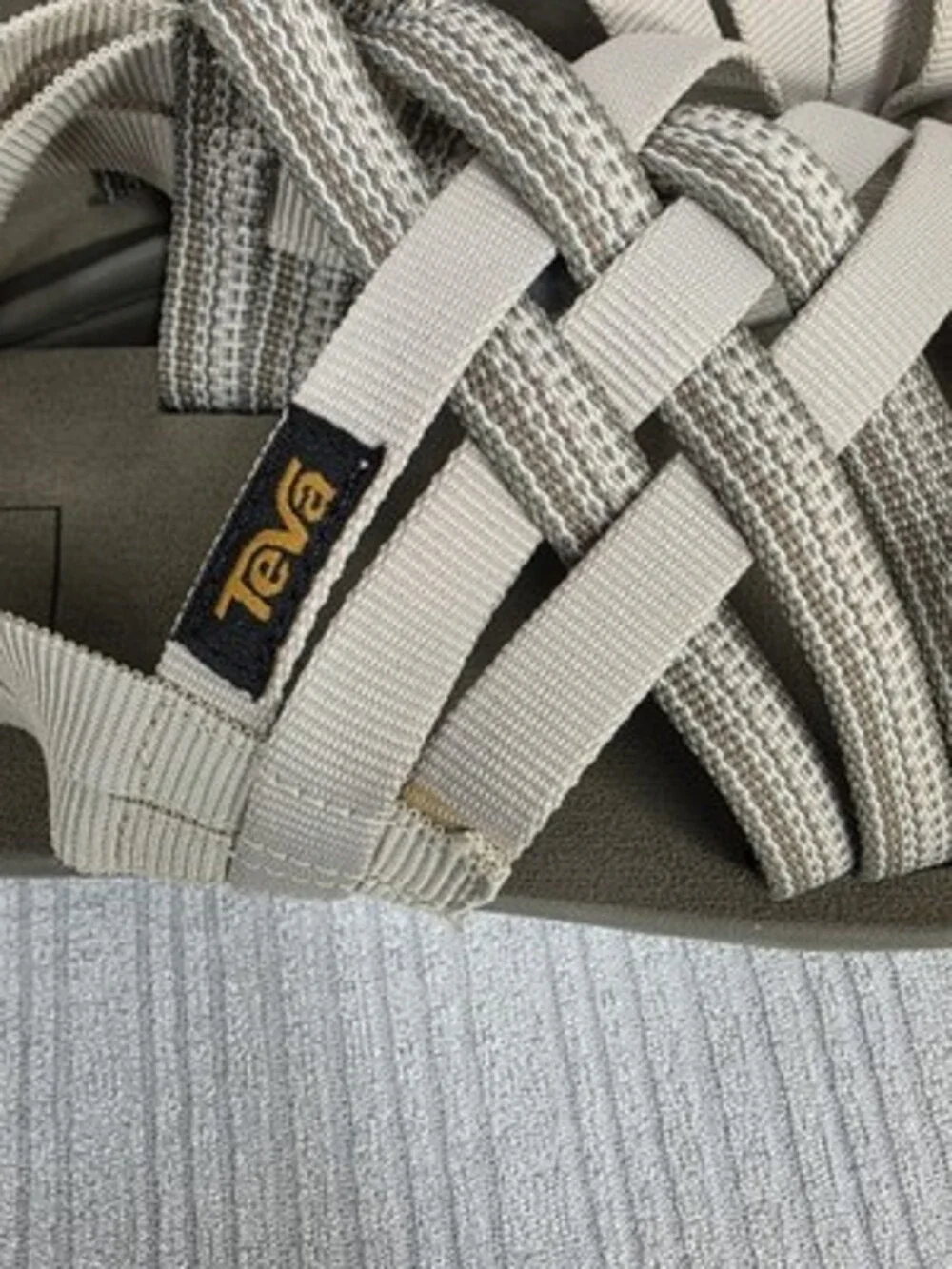 Teva woman's Strappy Sandals Slip-On Striped Beige/Gray/Olive US 6 EU 37